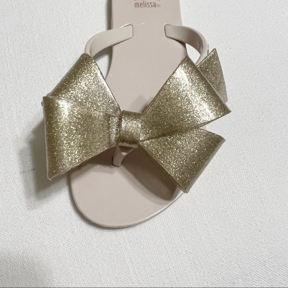 Mel Dreamed by Melissa Bow Gold Sparkle Sandals Flip Flops‎ Girls